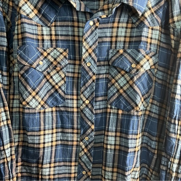 Wrangler Men’s Tall Flannel Pearl Snap Cowboy Button Down Shirt - Picture 2 of 6